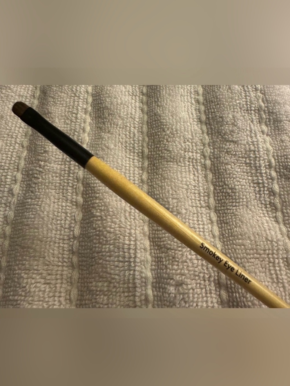 Bobbi Brown Smokey Eyeliner Brush - Picture 4 of 5